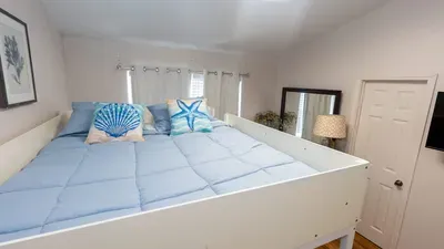 3BR Townhome, Steps to Beach, New Remodel SPI - image 103 of 158