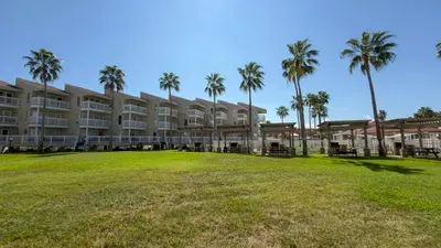 Fresh & Bright 1BR Condo - Pool View & Steps to Beach - image 77 of 98