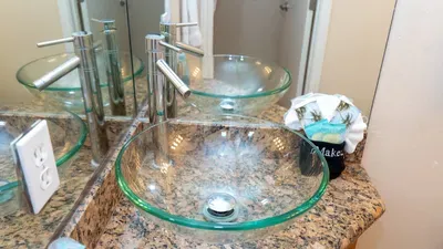 Fresh & Bright 1BR Condo - Pool View & Steps to Beach - image 41 of 98