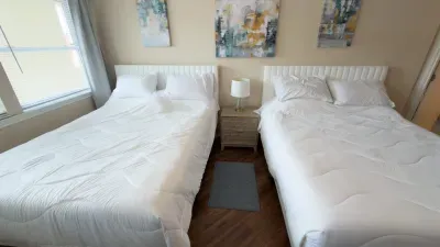 Fresh & Bright 1BR Condo - Pool View & Steps to Beach - image 38 of 98