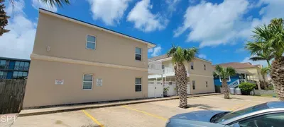 2BR 2 Kings, Steps to Beach, Entertainment SPI - image 41 of 61