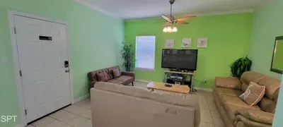2BR 2 Kings, Steps to Beach, Entertainment SPI - image 36 of 61
