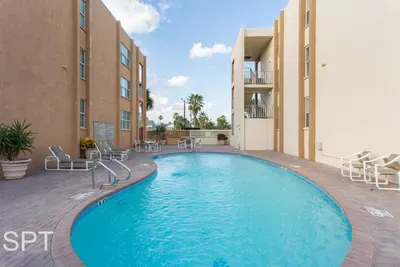 Max Walkable Location " 1st Floor " 2 Patios - image 53 of 76