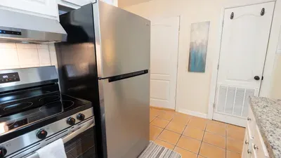 2BR Ground Floor, Sleeps 8, Pets ok - SPI - image 45 of 136