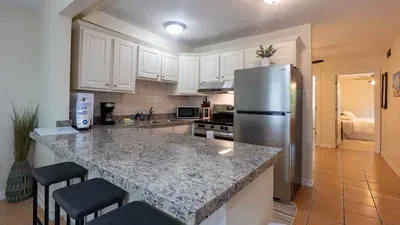 2BR Ground Floor, Sleeps 8, Pets ok - SPI - image 35 of 136