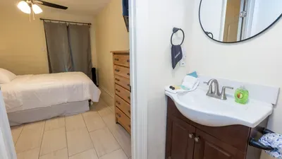 2BR Ground Floor, Sleeps 8, Pets ok - SPI - image 58 of 136