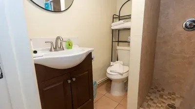 2BR Ground Floor, Sleeps 8, Pets ok - SPI - image 60 of 136