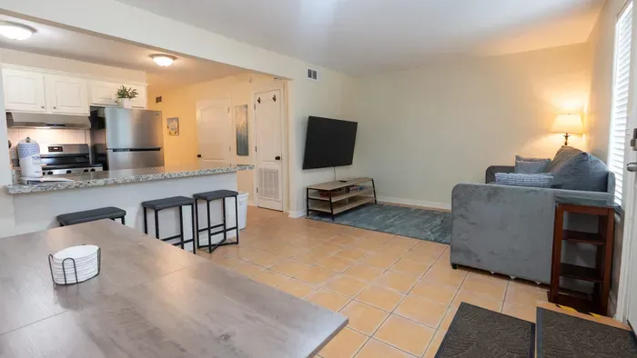 2BR Ground Floor, Sleeps 8, Pets ok - SPI - image 4 of 136