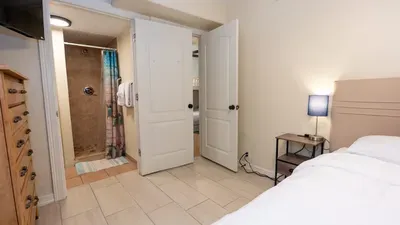 2BR Ground Floor, Sleeps 8, Pets ok - SPI - image 50 of 136
