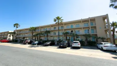 Walkable Location - 99 Steps to Beach - Pool - image 13 of 77