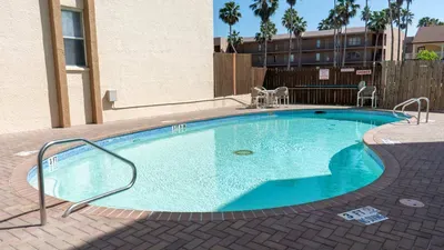 Walkable Location - 99 Steps to Beach - Pool - image 72 of 77