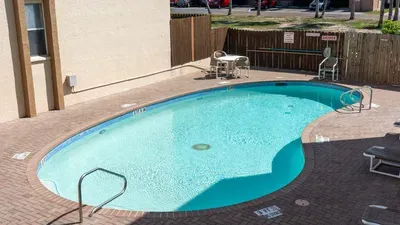 Walkable Location - 99 Steps to Beach - Pool - image 69 of 77