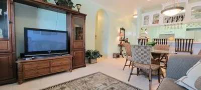 * 2nd Floor * Sleeps 8 * Pool *Walkable Location - image 18 of 74