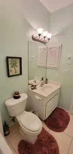 * 2nd Floor * Sleeps 8 * Pool *Walkable Location - image 31 of 74