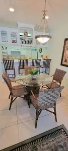 * 2nd Floor * Sleeps 8 * Pool *Walkable Location - image 52 of 74