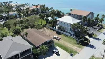 * Bay View Great Deck *2 levels & 3 bedr * Pool - image 90 of 108