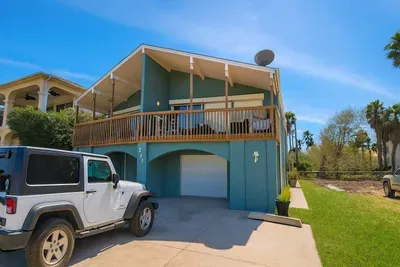 * Bay View Great Deck *2 levels & 3 bedr * Pool - image 22 of 108