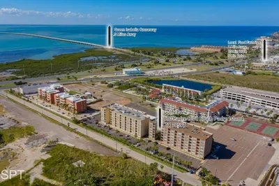 Luxury 1 bedroom " Walk to Beach " Pool - image 12 of 62
