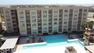 2BR · Private Beach Access · Pool & Heated Hot Tub - image 89 of 120