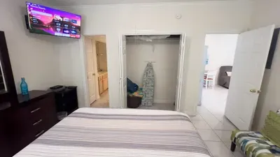 EZ Access 1st Floor " 5 mins to Beach " Pool - image 45 of 69