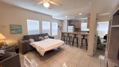 EZ Access 1st Floor " 5 mins to Beach " Pool - image 18 of 69