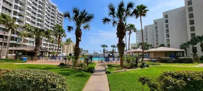 "Beachfront Hotspot" New Furnishings "Pool" 1s - image 27 of 103