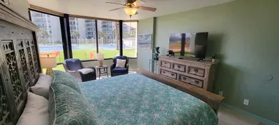 "Beachfront Hotspot" New Furnishings "Pool" 1s - image 65 of 103