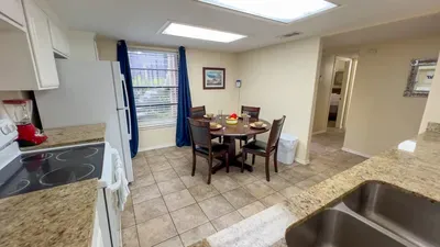 1st Floor 2BR | 250 Steps to Beach | No Stairs SPI - image 29 of 102