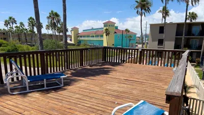 1st Floor 2BR | 250 Steps to Beach | No Stairs SPI - image 93 of 102