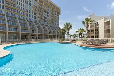 Poolside " Family Perfect " On Beach " 1st Floor - image 70 of 77