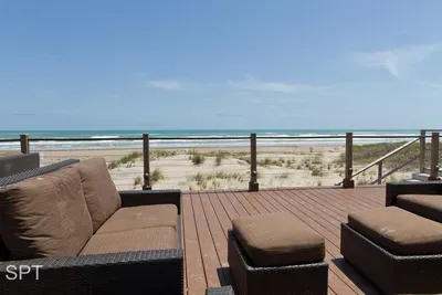 Poolside " Family Perfect " On Beach " 1st Floor - image 30 of 77