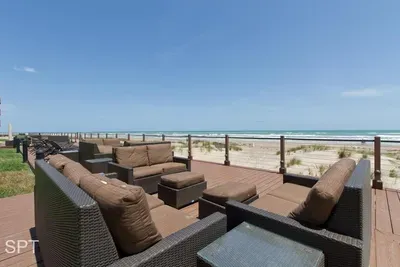 Poolside " Family Perfect " On Beach " 1st Floor - image 28 of 77