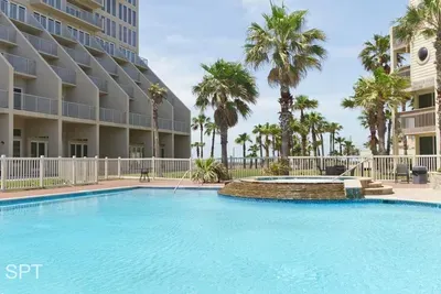 Poolside " Family Perfect " On Beach " 1st Floor - image 67 of 77