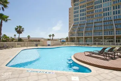 Poolside " Family Perfect " On Beach " 1st Floor - image 53 of 77
