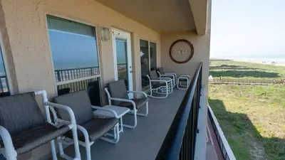 Direct Beachfront Condo-Jacuzzi-Elevator-SPI - image 95 of 156