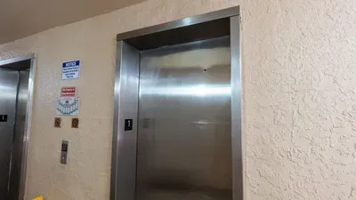 Direct Beachfront Condo-Jacuzzi-Elevator-SPI - image 15 of 156