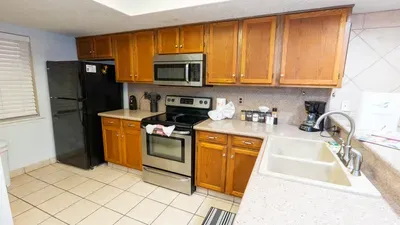 Direct Beachfront Condo-Jacuzzi-Elevator-SPI - image 26 of 156