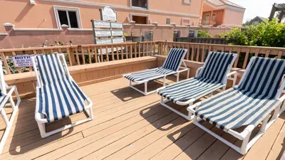 Direct Beachfront Condo-Jacuzzi-Elevator-SPI - image 113 of 156