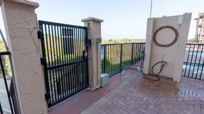 Direct Beachfront Condo-Jacuzzi-Elevator-SPI - image 109 of 156