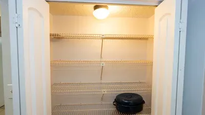 Direct Beachfront Condo-Jacuzzi-Elevator-SPI - image 29 of 156