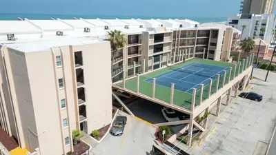 Direct Beachfront Condo-Jacuzzi-Elevator-SPI - image 152 of 156