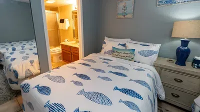 Direct Beachfront Condo-Jacuzzi-Elevator-SPI - image 79 of 156