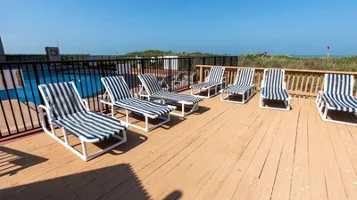 Direct Beachfront Condo-Jacuzzi-Elevator-SPI - image 111 of 156
