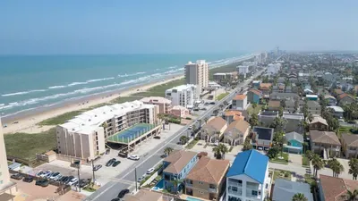 Direct Beachfront Condo-Jacuzzi-Elevator-SPI - image 128 of 156
