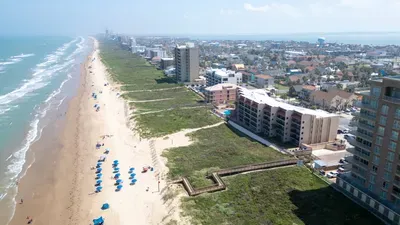 Direct Beachfront Condo-Jacuzzi-Elevator-SPI - image 131 of 156