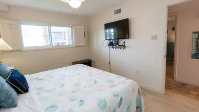 2BR Condo - 2 Pools - Jacuzzi - Steps to Beach SPI - image 98 of 177