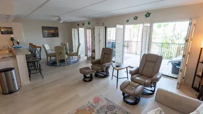 2BR Condo - 2 Pools - Jacuzzi - Steps to Beach SPI - image 54 of 177