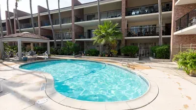 2BR Condo - 2 Pools - Jacuzzi - Steps to Beach SPI - image 147 of 177