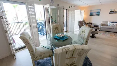 2BR Condo - 2 Pools - Jacuzzi - Steps to Beach SPI - image 58 of 177