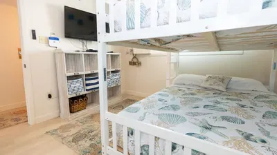 2BR Condo - 2 Pools - Jacuzzi - Steps to Beach SPI - image 120 of 177